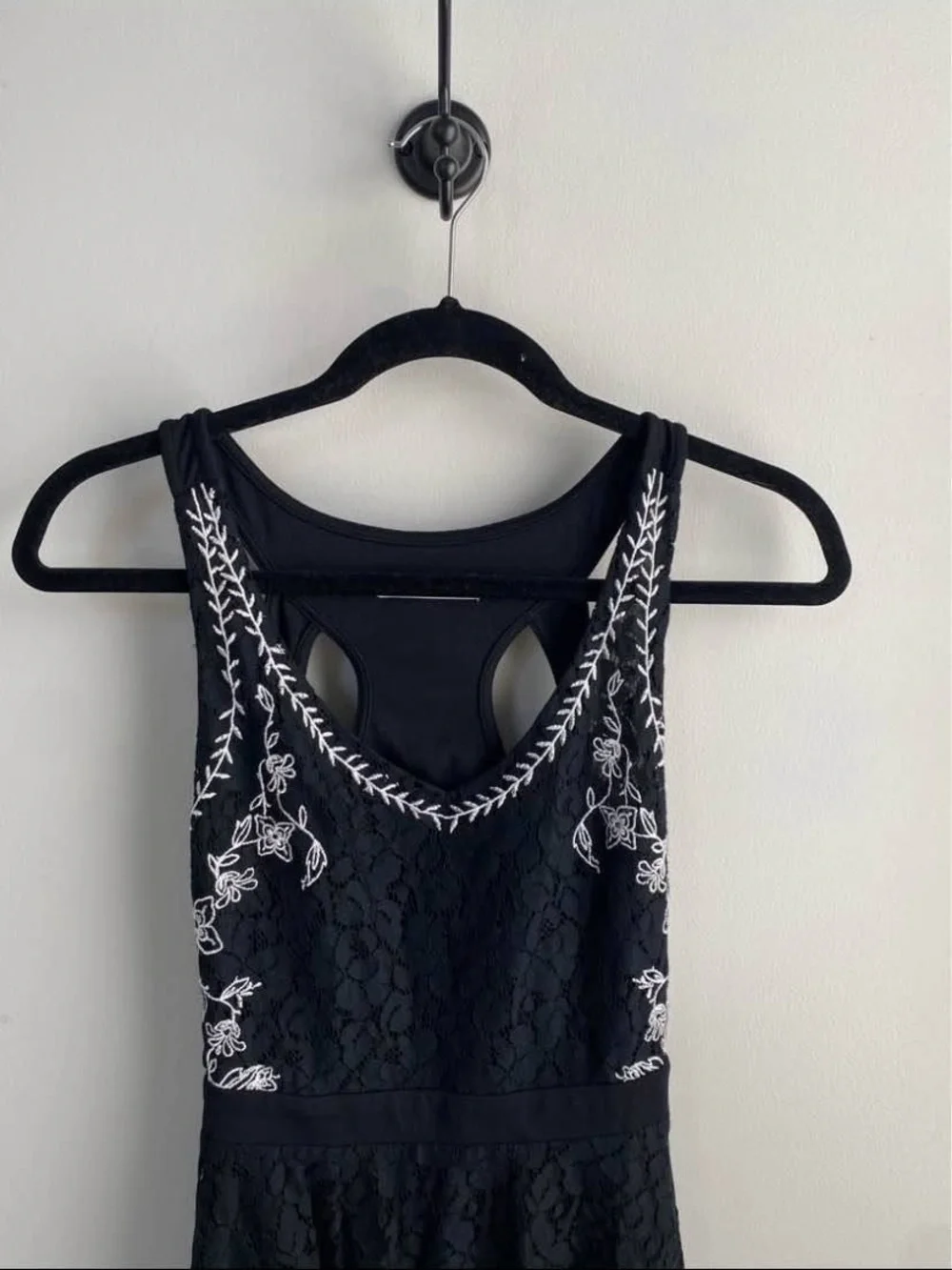 New Gentle Fawn Black Lace Fit-and-Flare Dress with White Embroidery
